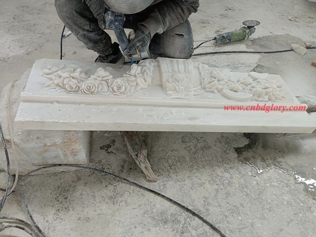 cnbdglory's tweet image. This is a #marble #sculpture of a #decorative #fireplace or #mantel, featuring two classical #female figures as #columns on either side. The #figures appear to be inspired by ancient Greek or Roman art, and the mantel is adorned with intricate carvings.#cnbdglory.com
