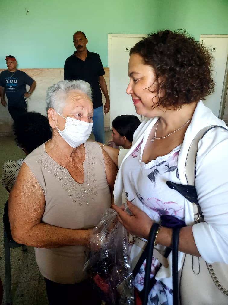 Dirección General de Salud Holguín. tweet media