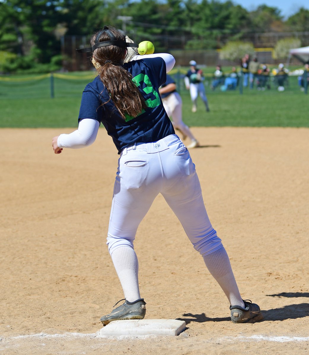 RHSphotographer's tweet photo. The Rockets defeated Woodbridge today in the Stephanie Coonan Classic, by a score of 6-5. https://t.co/xl0Sv8b2WT