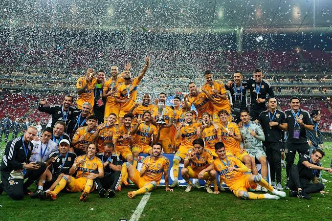 Ivn1519281's tweet photo. @Chivas LOS HICISTE MIERDA TIGRES A ESE EQUIPO MEDIOCRE https://t.co/YOeselLy9s