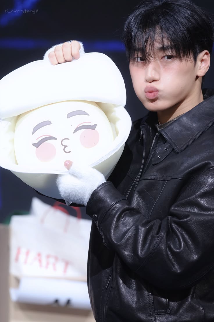 daily san ᡣ𐭩 tweet media