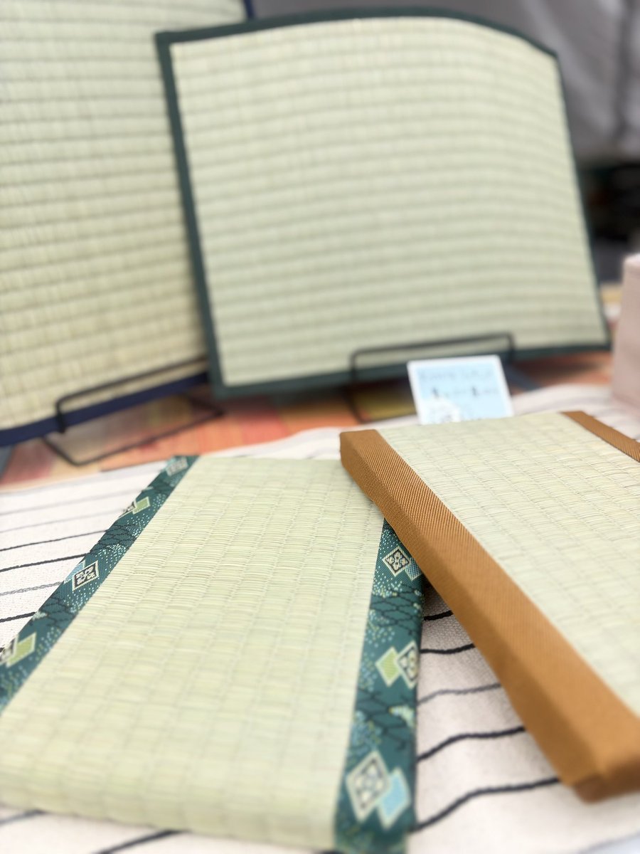 レッドスター tweet media