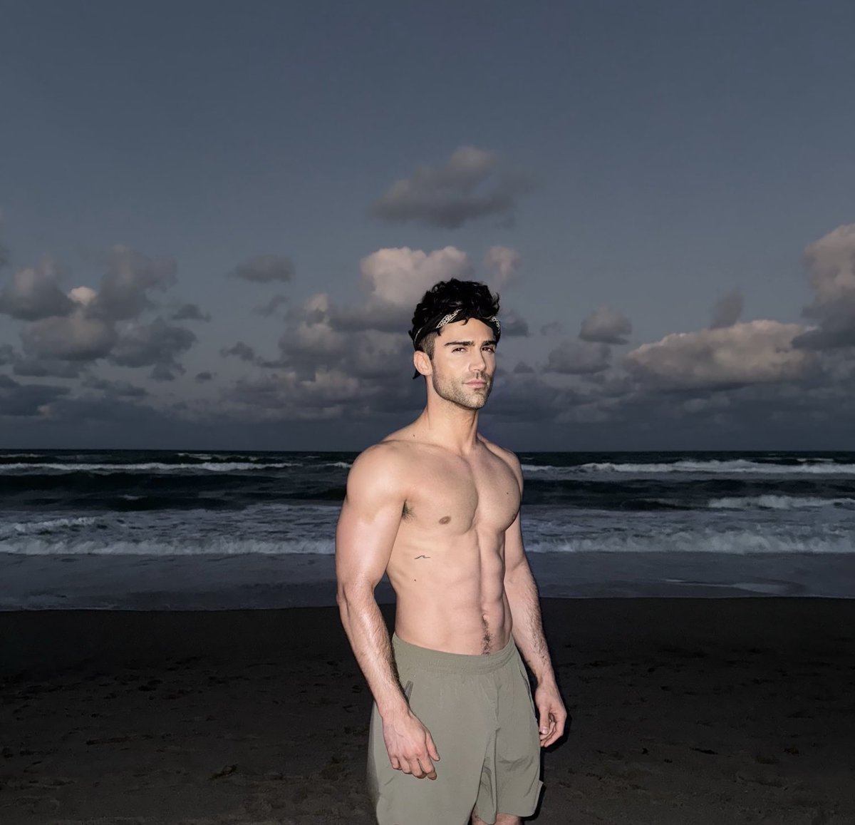 maxehrich tweet media