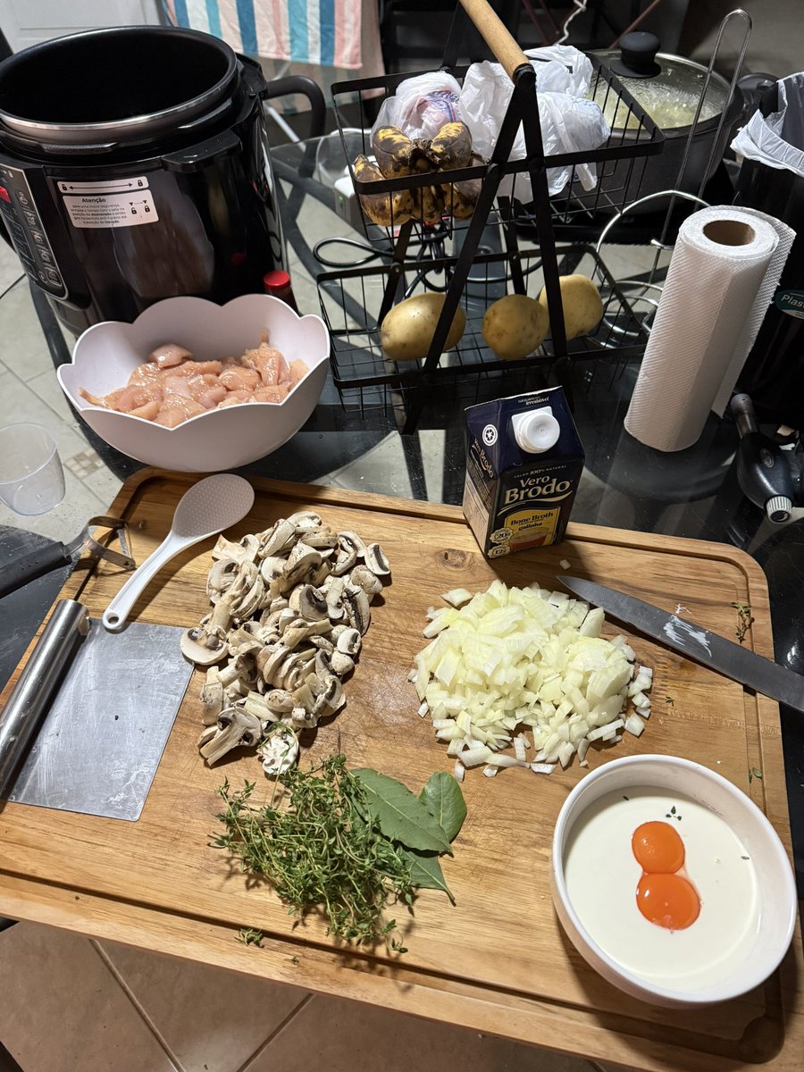 Doc...... tweet media