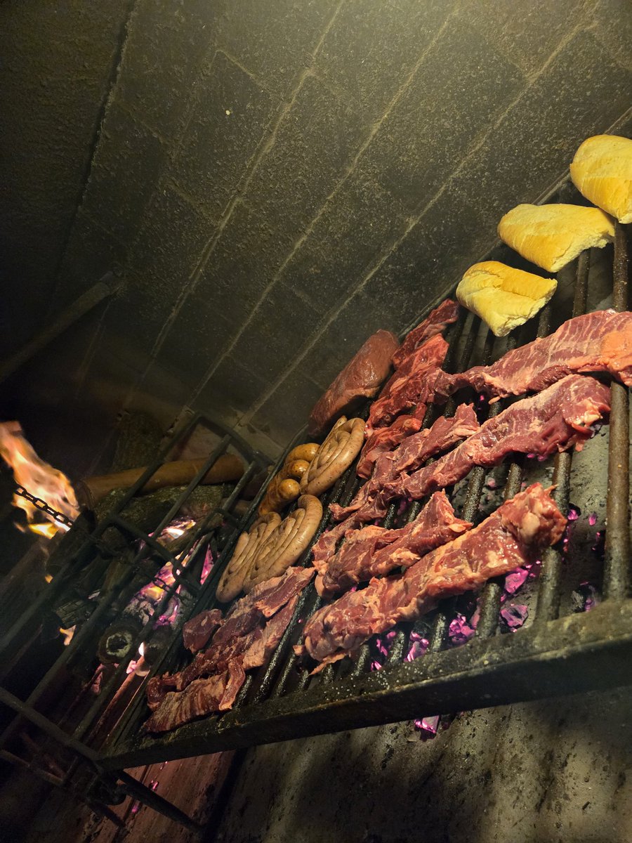 Escarapela tweet media