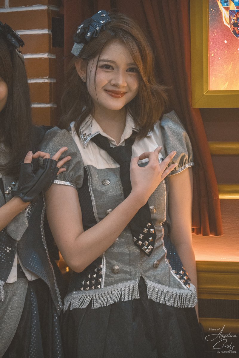 fadhil_abhista's tweet photo. Bang center

@A_ChristyJKT48 at Poster Reveal JKT48 Tim Passion.

#JKT48Passion #PassionFirstFlame #PassiOnFire #GuePassion https://t.co/pPdKUfvk2v