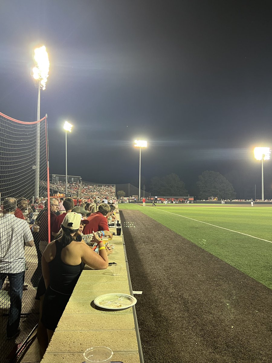 Kara Richey tweet media