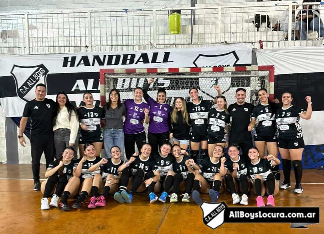 AllBoysLocura's tweet photo. Handball: Gran victoria de #AllBoys por 25 a 23 contra #AFALP..
Segundo triunfo consecutivo de las chicas que ganaron dos de tres!!

La próxima fecha será ante #FerroCarrilOeste en la casa del Handball.. https://t.co/HgzXAznVnf