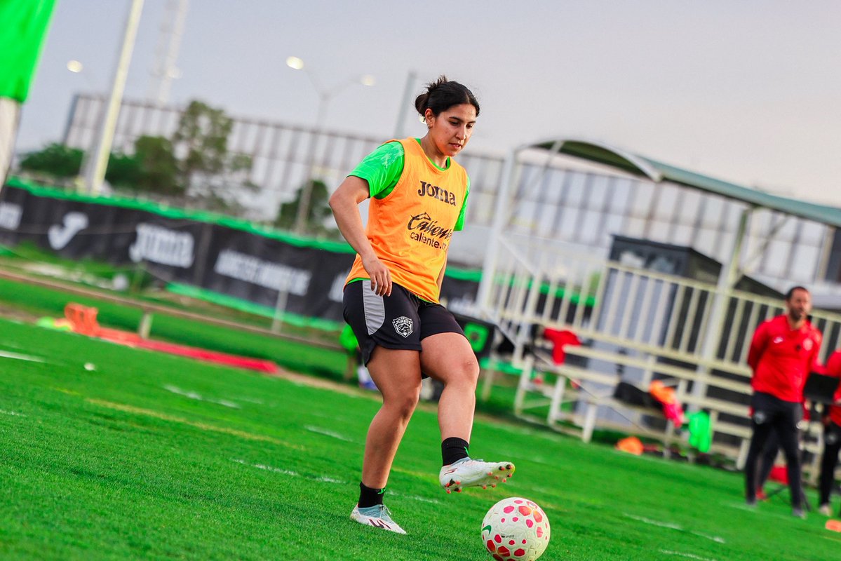 FemenilFcJuarez's tweet image. Con la mente puesta en lo que viene🐎😤🔥