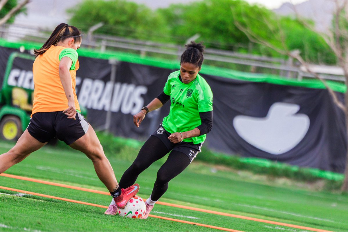 FemenilFcJuarez's tweet image. Con la mente puesta en lo que viene🐎😤🔥