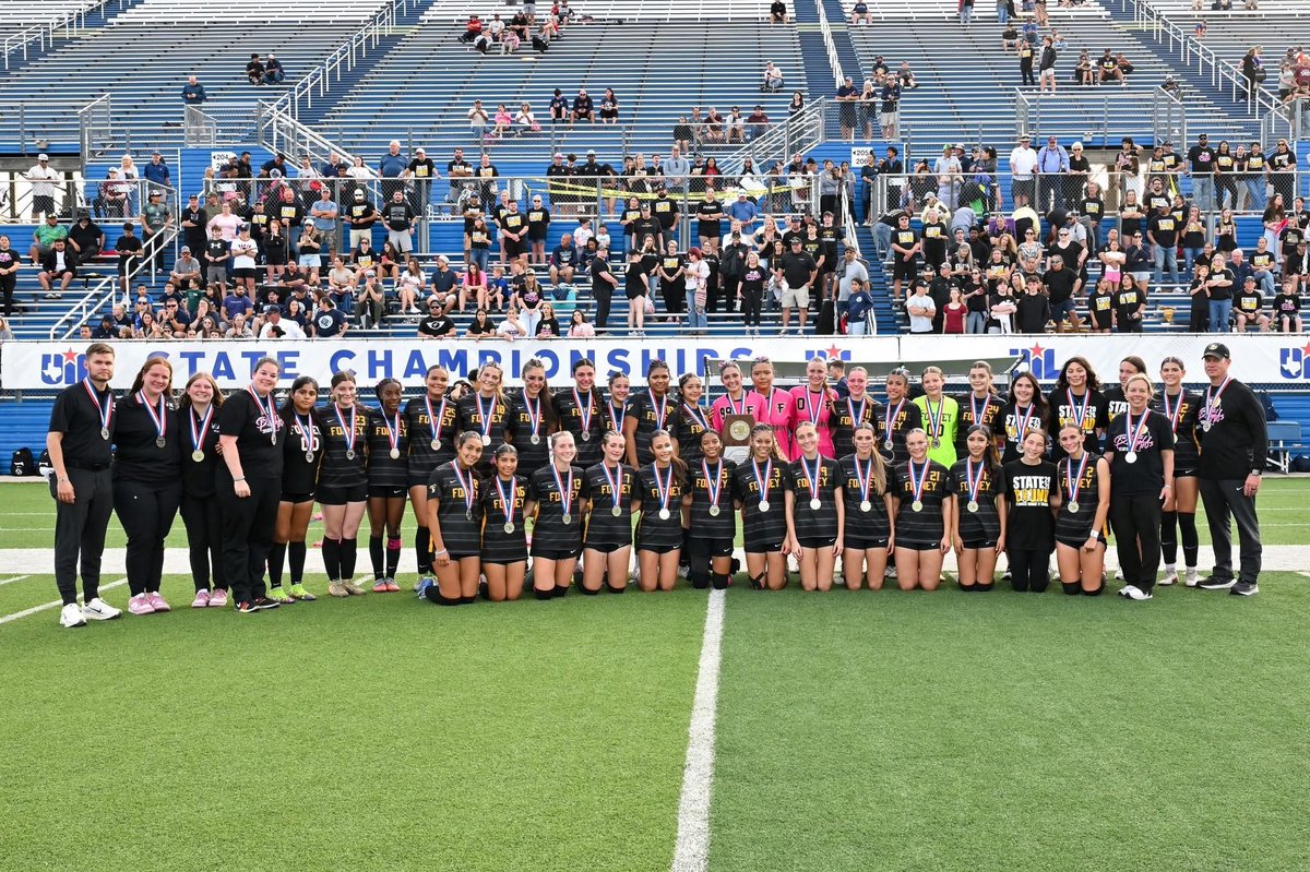 ForneySoccerLRS's tweet photo. 𝟐𝟎𝟐𝟔 𝐔𝐈𝐋 𝐒𝐭𝐚𝐭𝐞 𝐑𝐮𝐧𝐧𝐞𝐫 𝐔𝐩 
𝟔𝐀- 𝐃𝟐  💫 https://t.co/gQYpS2NaFA