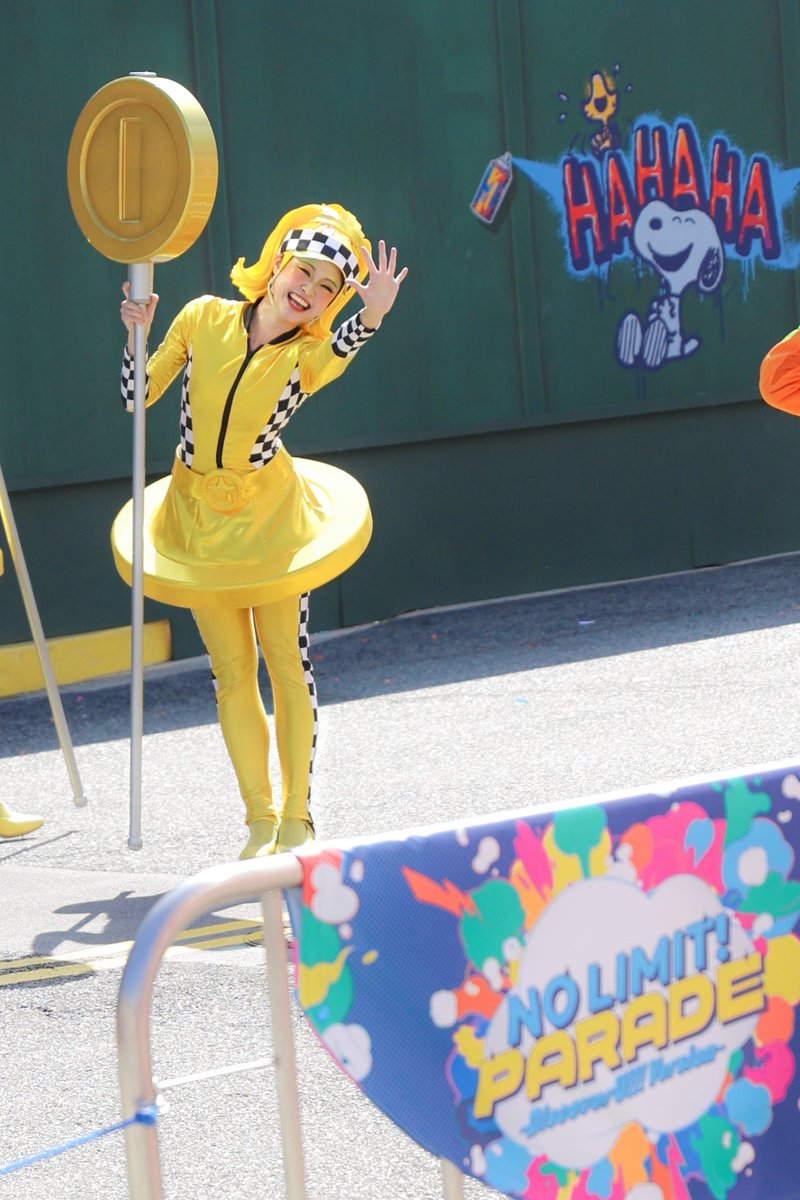 NO LIMIT! パレード ～Discover U!!! バージョン～
りこちゃん🪙🏁💛

#USJファン
#NOLIMITパレード
#DiscoverU