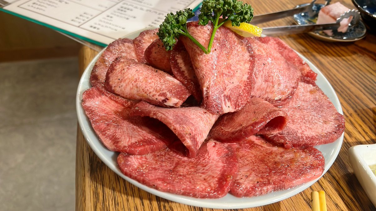 lineman418's tweet photo. 大阪1日目終わって無事焼肉行けました🥩 https://t.co/B6wg9fDQjv