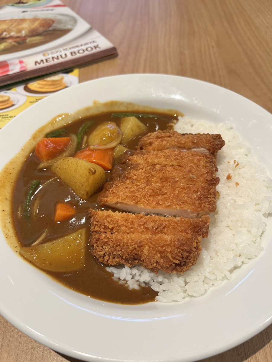 nbllfjr's tweet photo. Mengira gogo curry mantep ternyata co co curry lebih endyull mantulitiii sedepp menggelegarrr https://t.co/lWqGdAvs2K