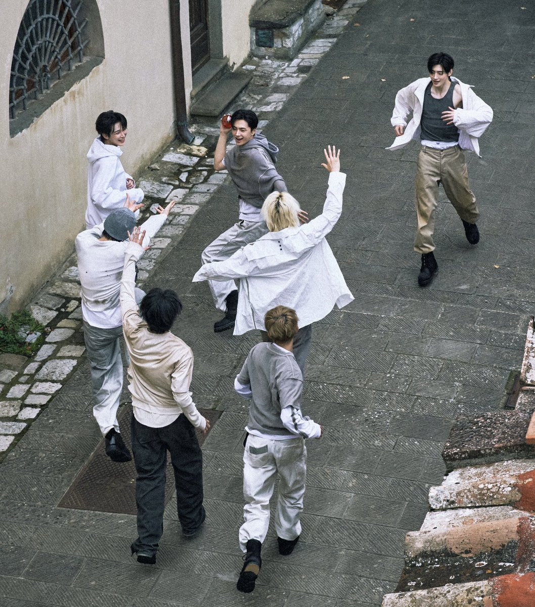 𖤐star! enhypen is 7 tweet media