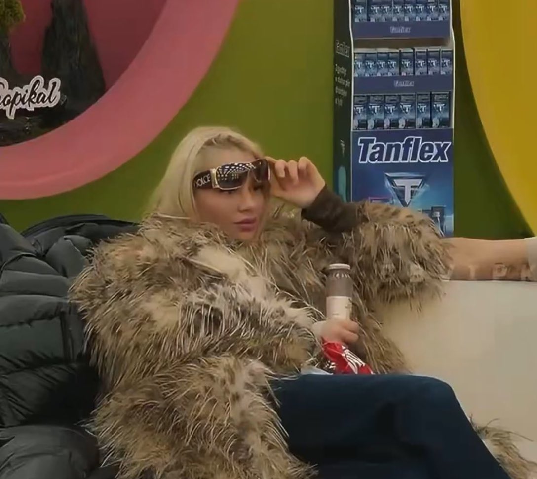 chèrie 🍒 tweet media