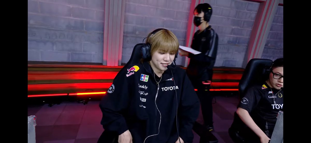 ゆ あ 。 tweet media