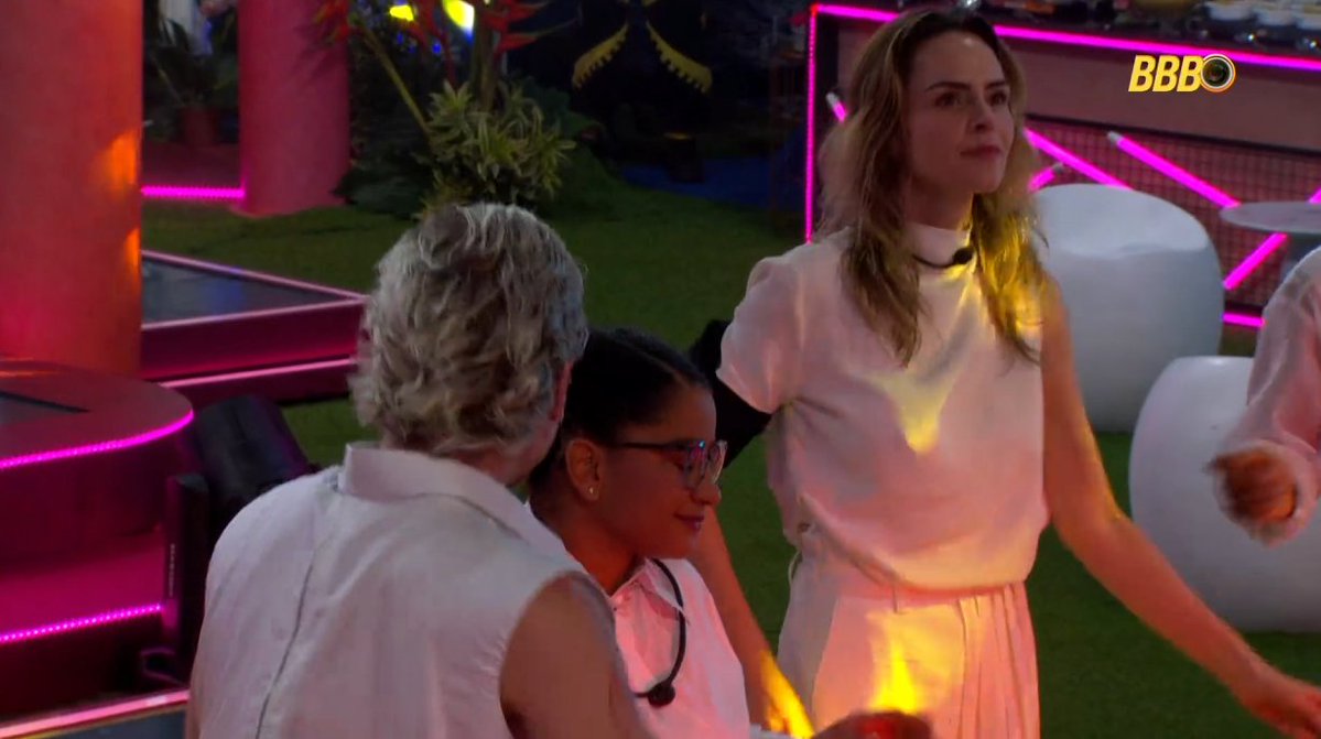 Central Reality tweet media