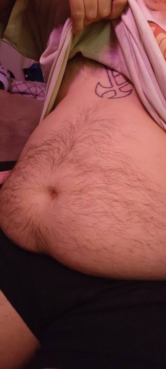 DemRoundBellies🔞 tweet media