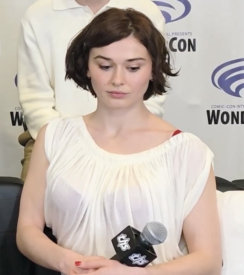 rose🌹 tweet media