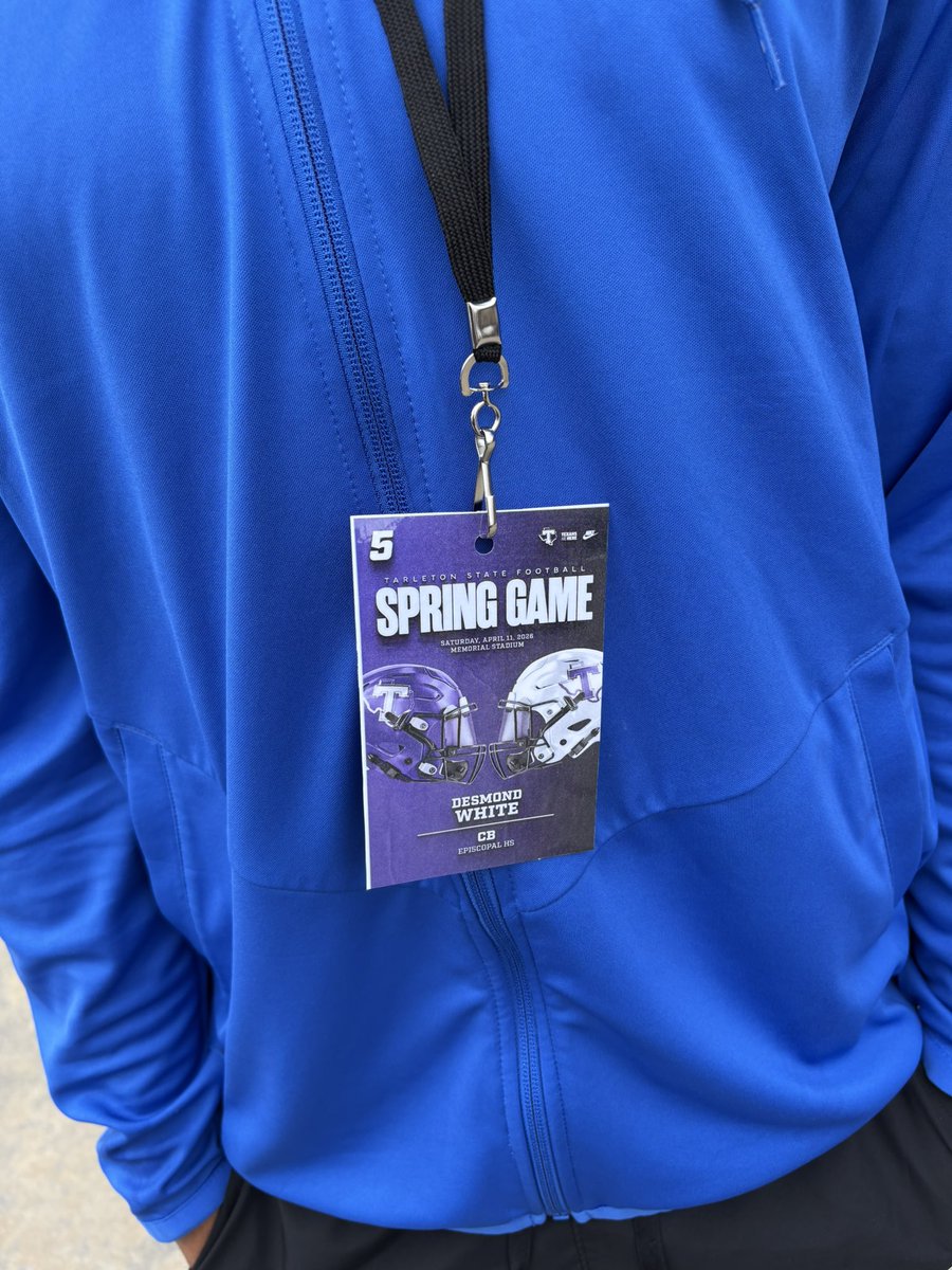 Desmond White tweet media