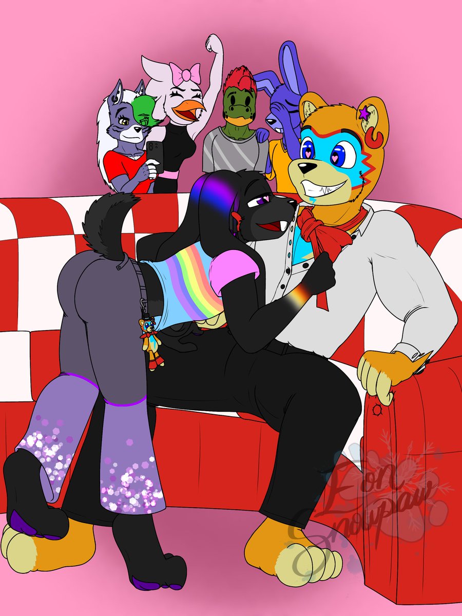 Eon7Snowpaw's tweet photo. this has been on my "want to draw" FOREVER! you can tell with the first image I had to redo my sketch from. bc that was from my first tablet from when I started this AU! I hope you enjoy karaoke night! Nova and Freddy are
#fnafselfinsert #nova #glamrockfreddy #frova https://t.co/JTSbwiPQOv