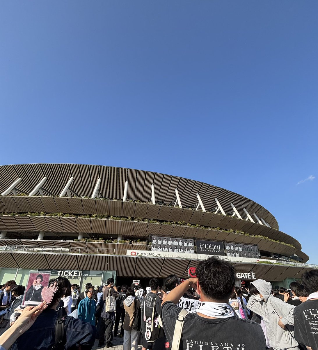 ひなた tweet media