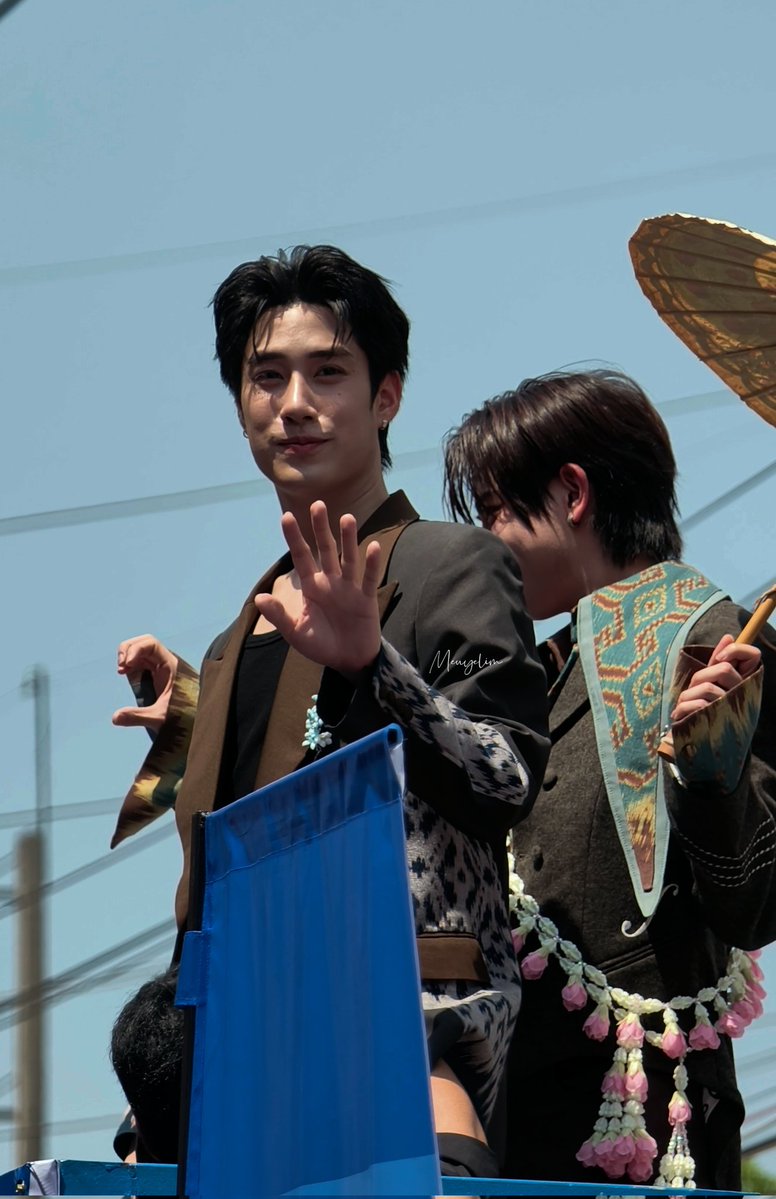 PaPlearn (พาเพลิน) tweet media