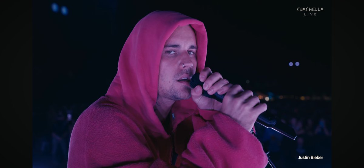 ddservyou's tweet photo. EH O MAIS LINDO DO MUNDO PORRA   #BIEBERCHELLA https://t.co/VtqvxWLmWt