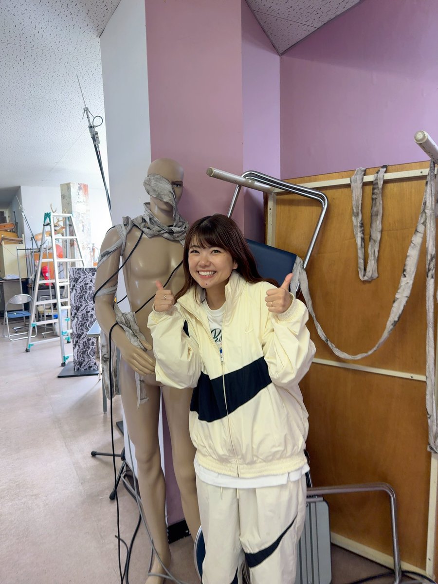chiii8mikan's tweet photo. ABEMA コムドット
「30時間パイから逃げきれれば1億円」
カラオケ企画に急遽参戦してきたよ！
2曲歌ったのでぜひ見てね！コムドットがんばれ！！
#コムドット限界突破
#アベマ30時間 https://t.co/Stt6efRbNC