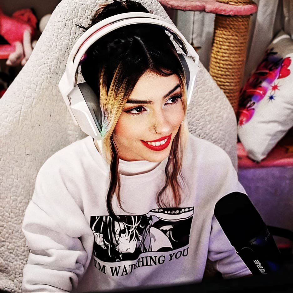 vivs 🎌 #NKT tweet media