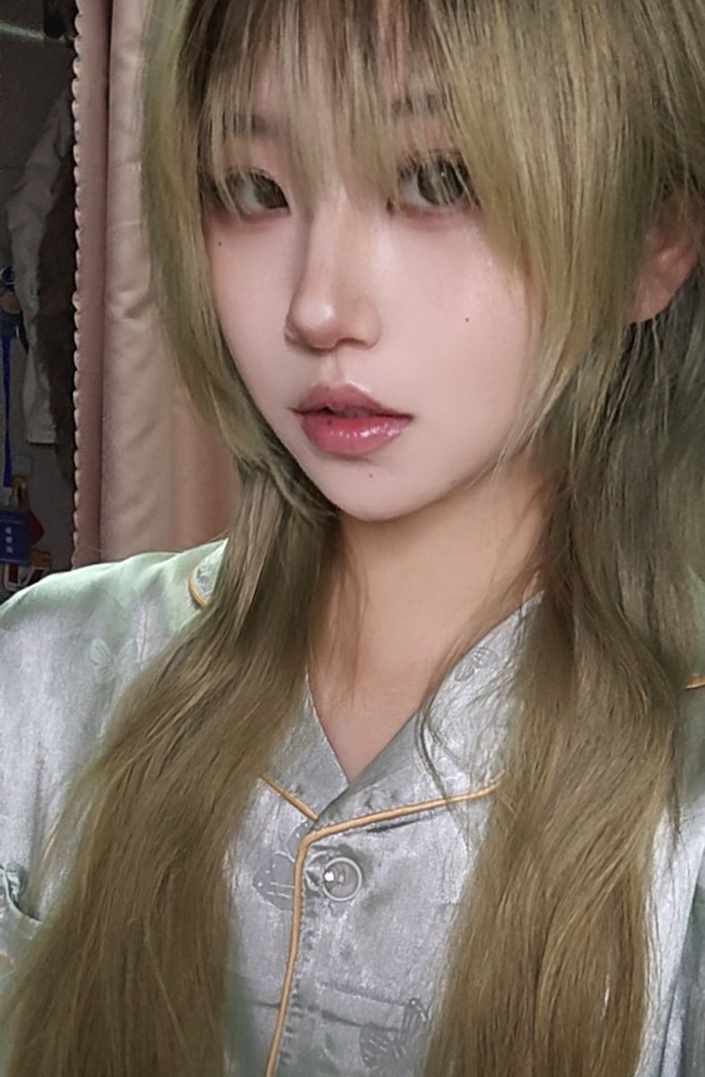 就把祝福别在襟上吧。 tweet media