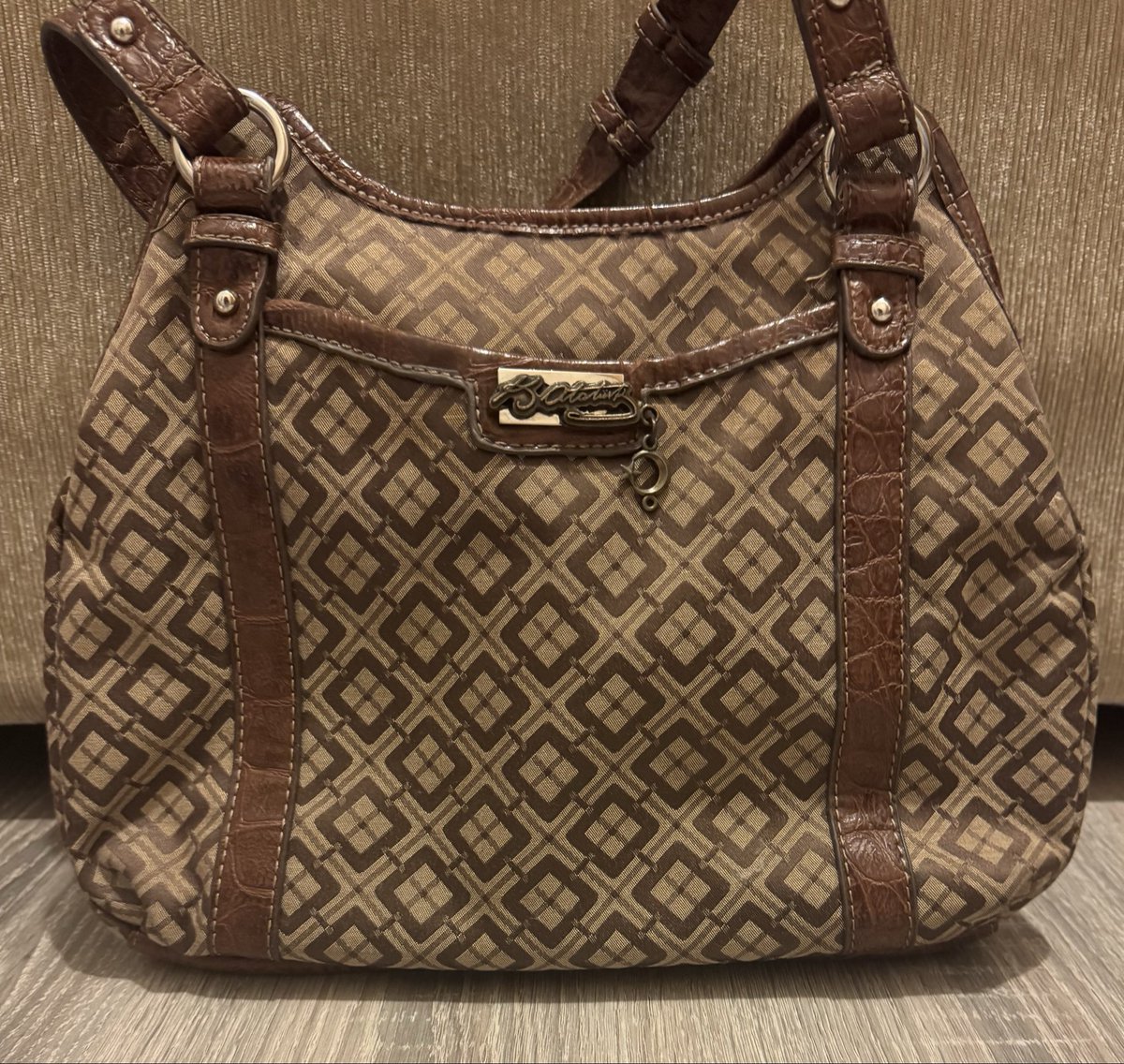 Sibel Şengül tweet media