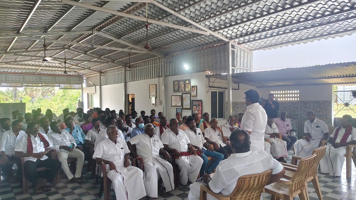 iparanthamen's tweet photo. நடைபெற இருக்கும் சட்டமன்றத் தேர்தலை முன்னிட்டு சேலம் மேற்கு மாவட்டம், மேட்டூர் சட்டமன்றத் தொகுதிக்குட்பட்ட நங்கவள்ளி வடக்கு ஒன்றியம், கோணூர் ஊராட்சி கழக நிர்வாகிகளுடன் தேர்தலில் எவ்வாறு செயல்பட வேண்டும் என்பது குறித்து கலந்தாலோசித்தோம்

இந்நிகழ்வில் உடன் நங்கவள்ளி வடக்கு ஒன்றிய கழக செயலாளர் அர்த்தனாரி ஈஸ்வரன் மற்றும் கழக நிர்வாகிகள் கலந்து கொண்டனர். 

#ஸ்டாலின்_தொடரட்டும் #தமிழ்நாடு_வெல்லட்டும் 
#votefordmk

@mkstalin @Udhaystalin @Office_of_Udhay @evvelu @tmselvaganapat @SalemRRajendran @arivalayam @DMKITwing @DMK_Chennai @DMK4TN @DMK_Updates @PEN_Offl @Dmk_Salem_west 

#mkstalin #UdhayanidhiStalin #StalinWave2026 #DravidianModel #DMK4TN #DMKfor2026 #iparanthamen #salem
