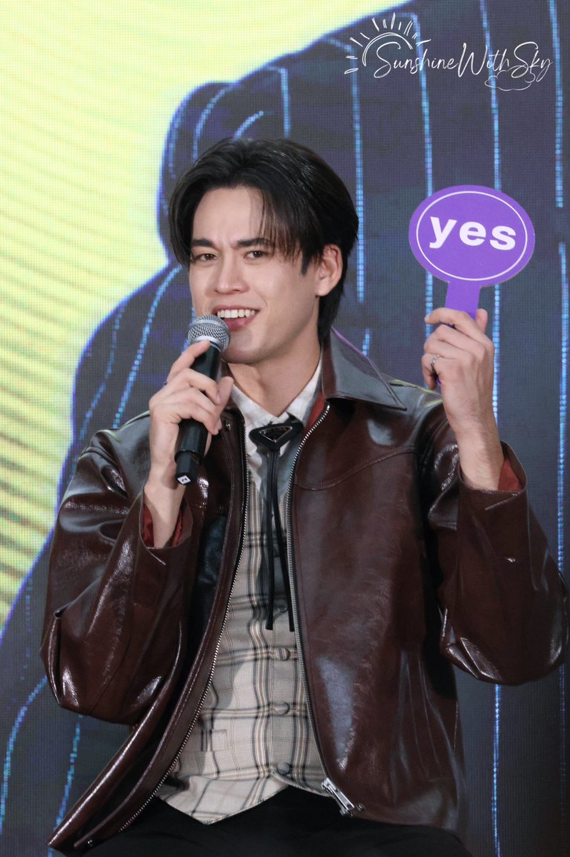 ☀️✨☁️ tweet media