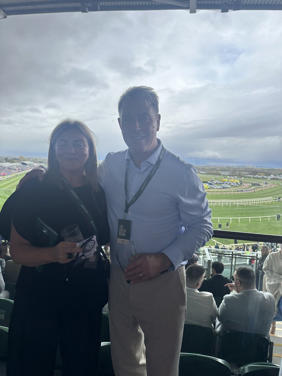 HonestFrank's tweet photo. Look at people loving life here @AintreeRaces 

But the big question @AP_McCoy … do you have another song - other than Mr Brightside - in the locker!? 🐎 🎙️ 🎶 
 https://t.co/kYzPoCu36P