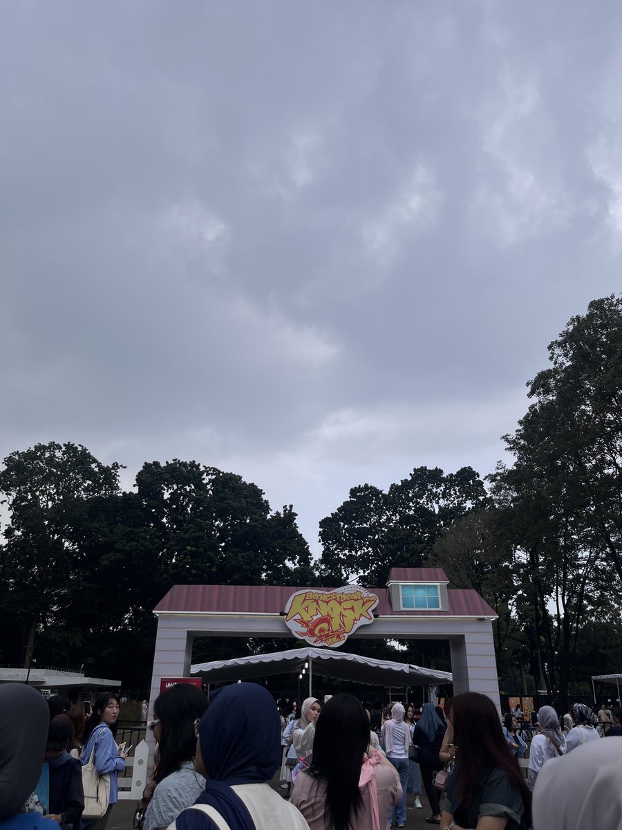 rftaeyou's tweet image. A year ago today!! Core memory ⚡️🫶🏻

#BOYNEXTDOOR #보이넥스트도어 #BND #KNOCK_ON_Vol_1 #KNOCK_ON_Vol_1_IN_JAKARTA