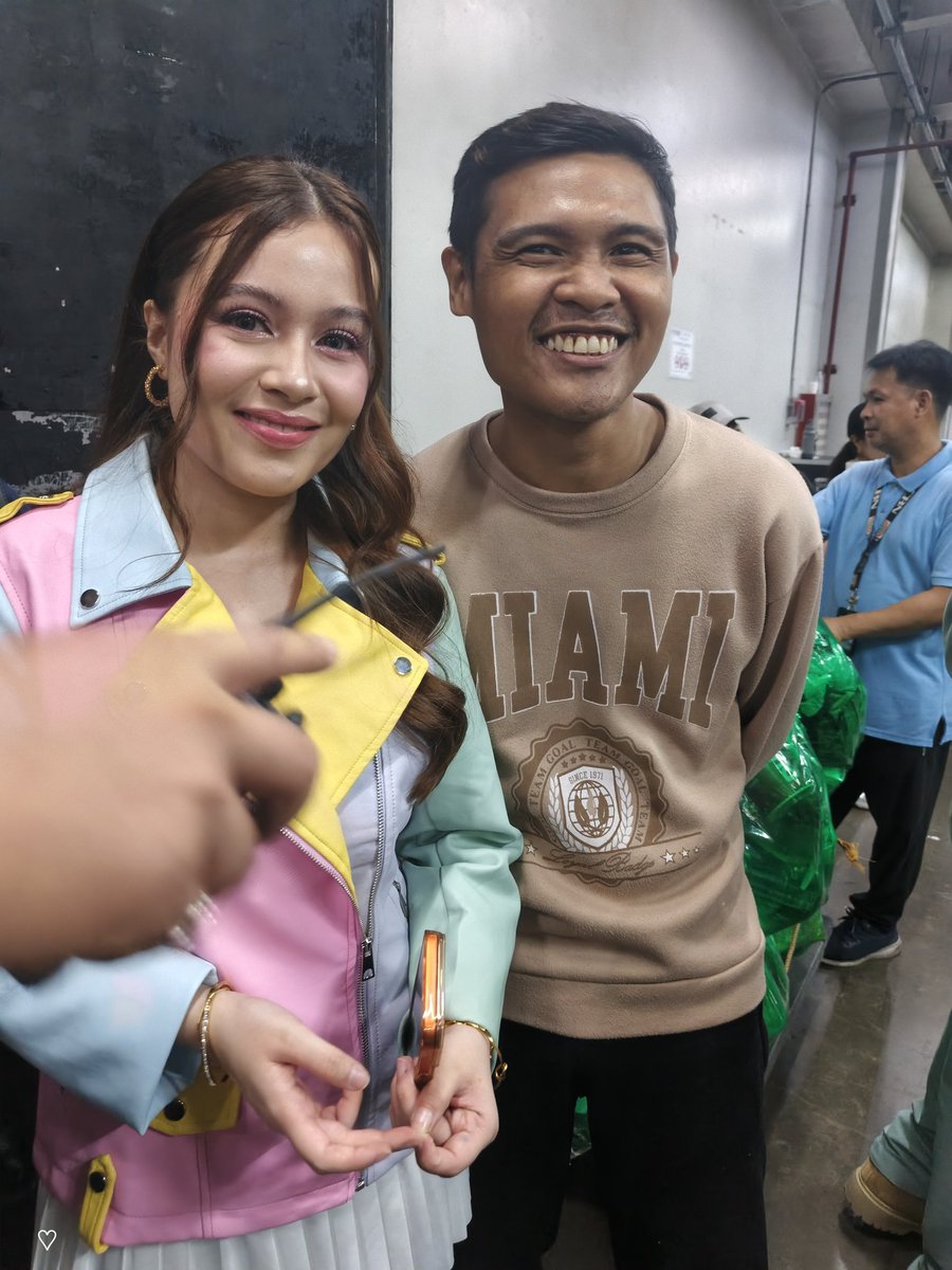 ‎✾𝓒𝓱𝓪 ❀ʚଓ tweet media