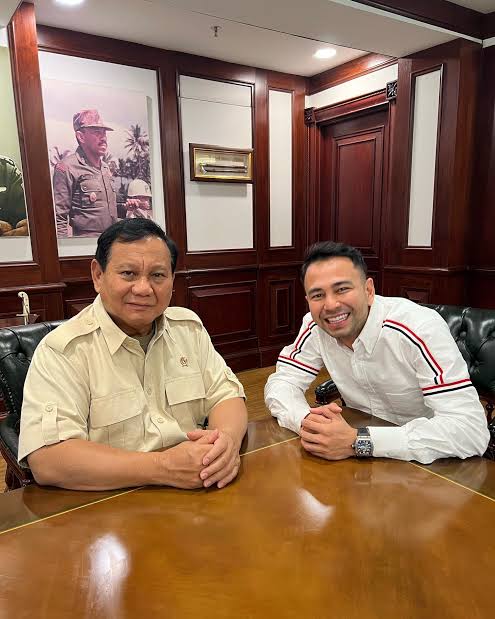 Dosen Kesayanganmu tweet media