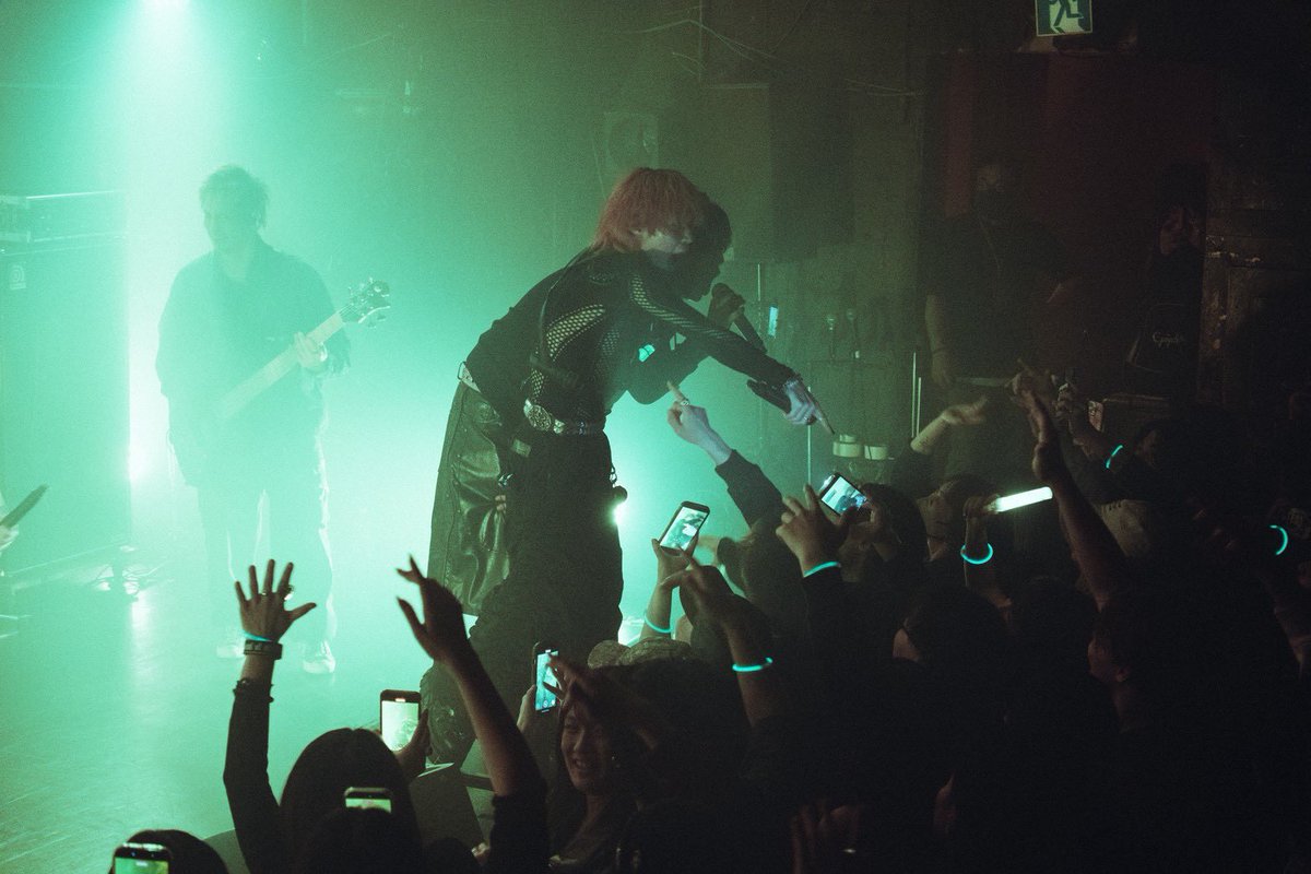 bizen2077's tweet photo. CyberCity8 at club asia
たくさんの人が来てくれて最高の夜になった。ほんとにありがとう。

でもまだまだこんなもんじゃ終わらないのがCyberCity
次のアイディアがもうめちゃくちゃ湧いて来てる⚡️
次回のCyberCityも楽しみにしてて欲しい！
#bizen
#clubasia
#cvlte
#klangruler
#starkids https://t.co/pIAyQQGAa9