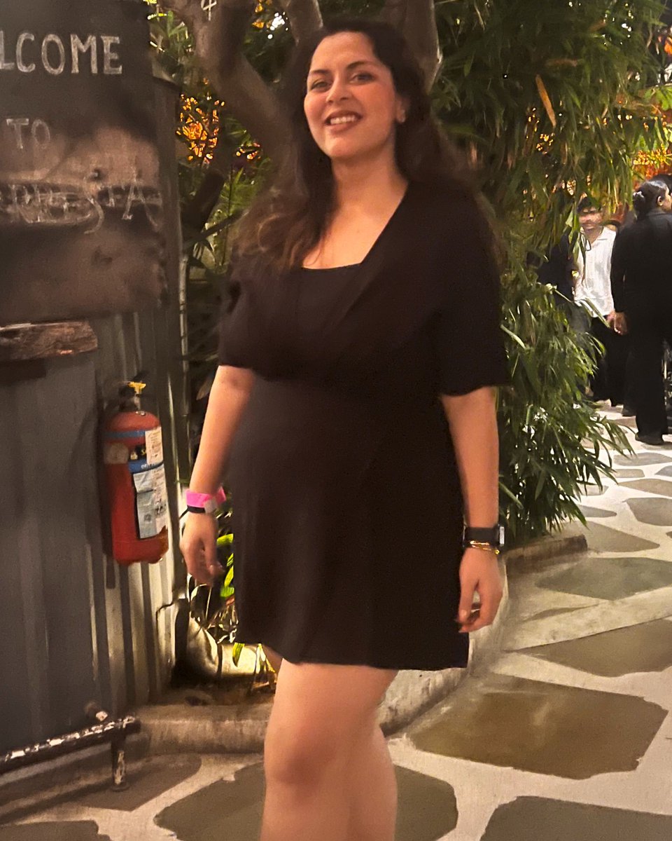 muditagokhalenu's tweet image. 💥 Nishtha's Transformation 💥 

🏆 After 1️⃣2️⃣ weeks of clean-eating, Nishtha has lost a STUNNING 1️⃣2️⃣.8️⃣ KGS or 2️⃣8️⃣.2️⃣2️⃣ LBS !! 🏆 

#cleaneating #weightlossjourney #weightlosstransformation #eathealthybehealthy #grindandshine #india #maharashtra #mumbai #pune