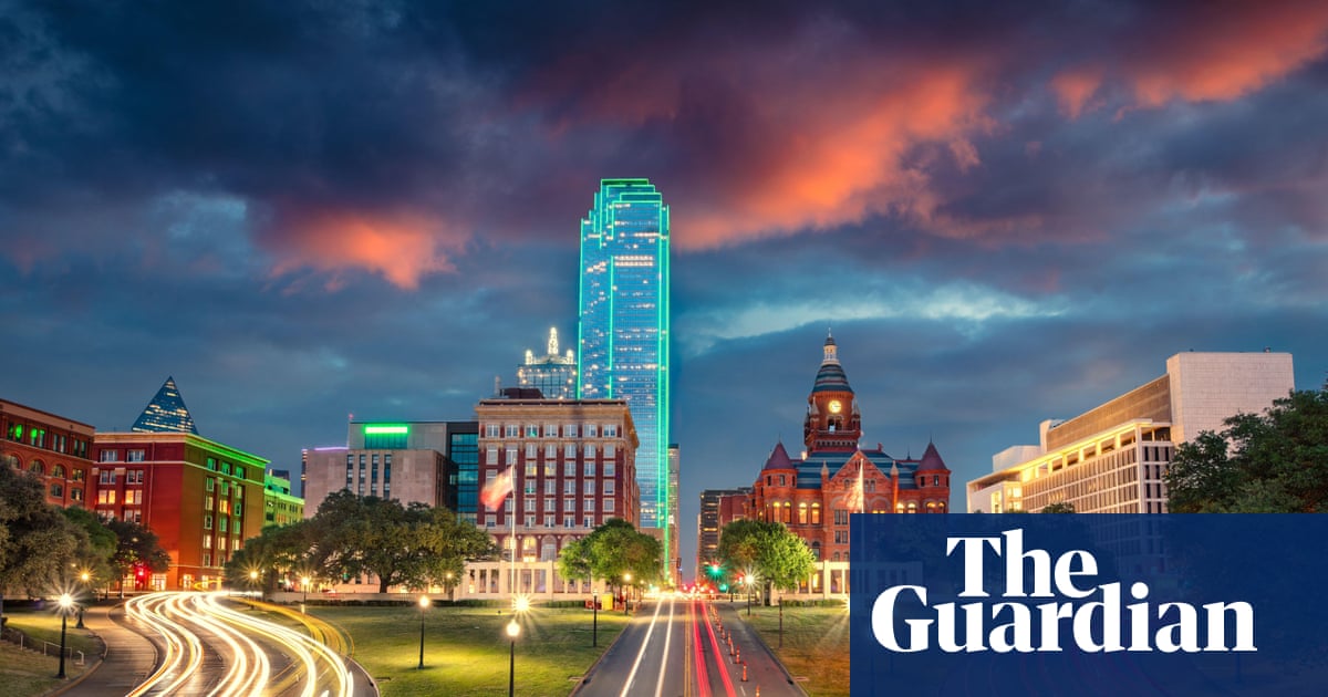 NewsDiveAI's tweet photo. Texas Establishes London Office to Attract Jobs and Investment with Competitive Tax Benefits: The state of Texas is intensifying its outreach to businesses in the United Kingdom by inaugurating a new office in London this month, aimed at attracting jobs… https://t.co/xerXg8wpot https://t.co/G2MOHREdNy