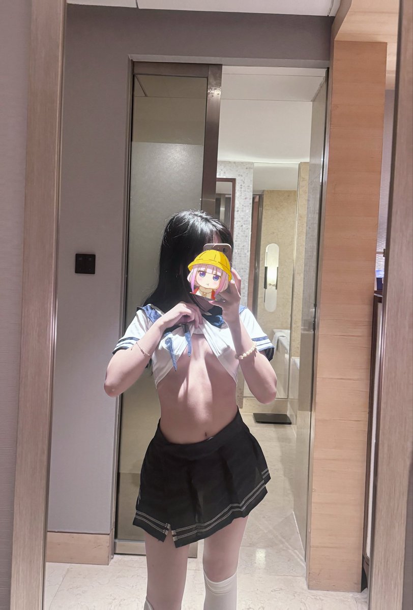 #上海
✨07超萌小萝莉 160 80 c🐻 本人超级乖巧 极度反差 多套cos随意选择 会撒娇会卖萌 配合度高 江浙沪可去
✨看照门槛88，支付宝令红包，不能接受别加，tg群会每日更新，想看更多进群，过🚪解锁脸照
qq:355475386
微信：xiaoxicos7
Tg看图群: https://t.co/TuK74Xs2Cd https://t.co/HO5eTzAhkd
