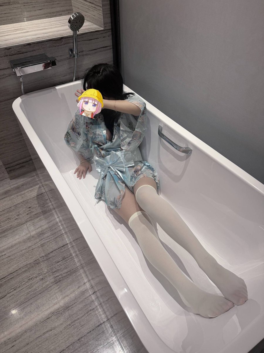 #上海
✨07超萌小萝莉 160 80 c🐻 本人超级乖巧 极度反差 多套cos随意选择 会撒娇会卖萌 配合度高 江浙沪可去
✨看照门槛88，支付宝令红包，不能接受别加，tg群会每日更新，想看更多进群，过🚪解锁脸照
qq:355475386
微信：xiaoxicos7
Tg看图群: https://t.co/TuK74Xs2Cd https://t.co/HO5eTzAhkd