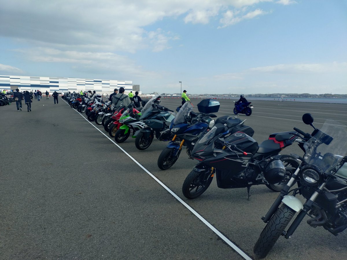 Mr_K07's tweet photo. 昨日、CBR250RRでセントレアまでツーリング。そして今日は土岐プレミアムアウトレットまでツーリング。#CBR250RR #名古屋モーターサイクルショー2026 #土岐プレミアムアウトレット https://t.co/Axi8FINMi5