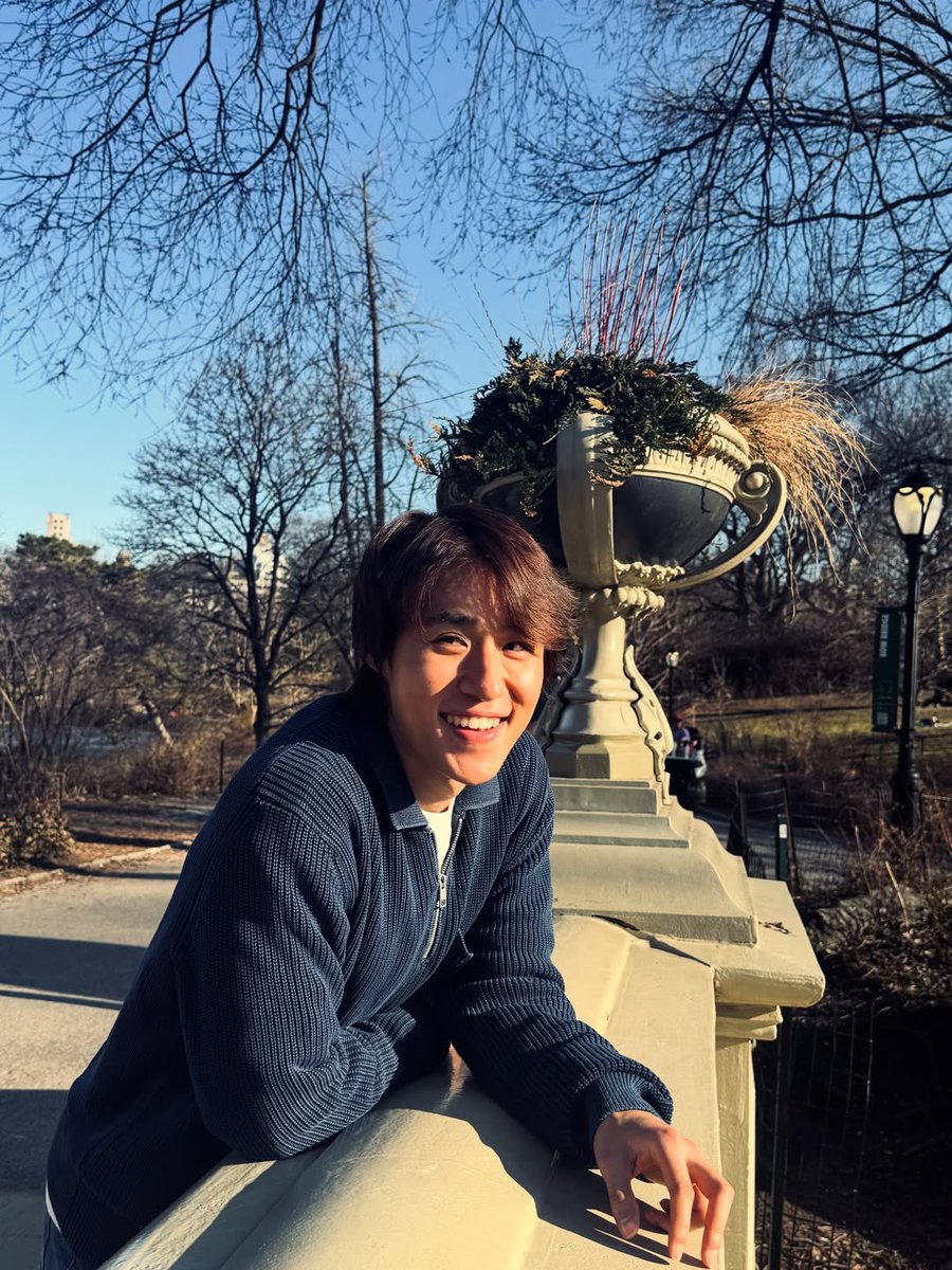 luwoosanie's tweet photo. sending hugs to the sweetest boy i’ve ever known. please take all the time you need to heal. we will always be here, thanat🤍 https://t.co/7GidFwSB0o