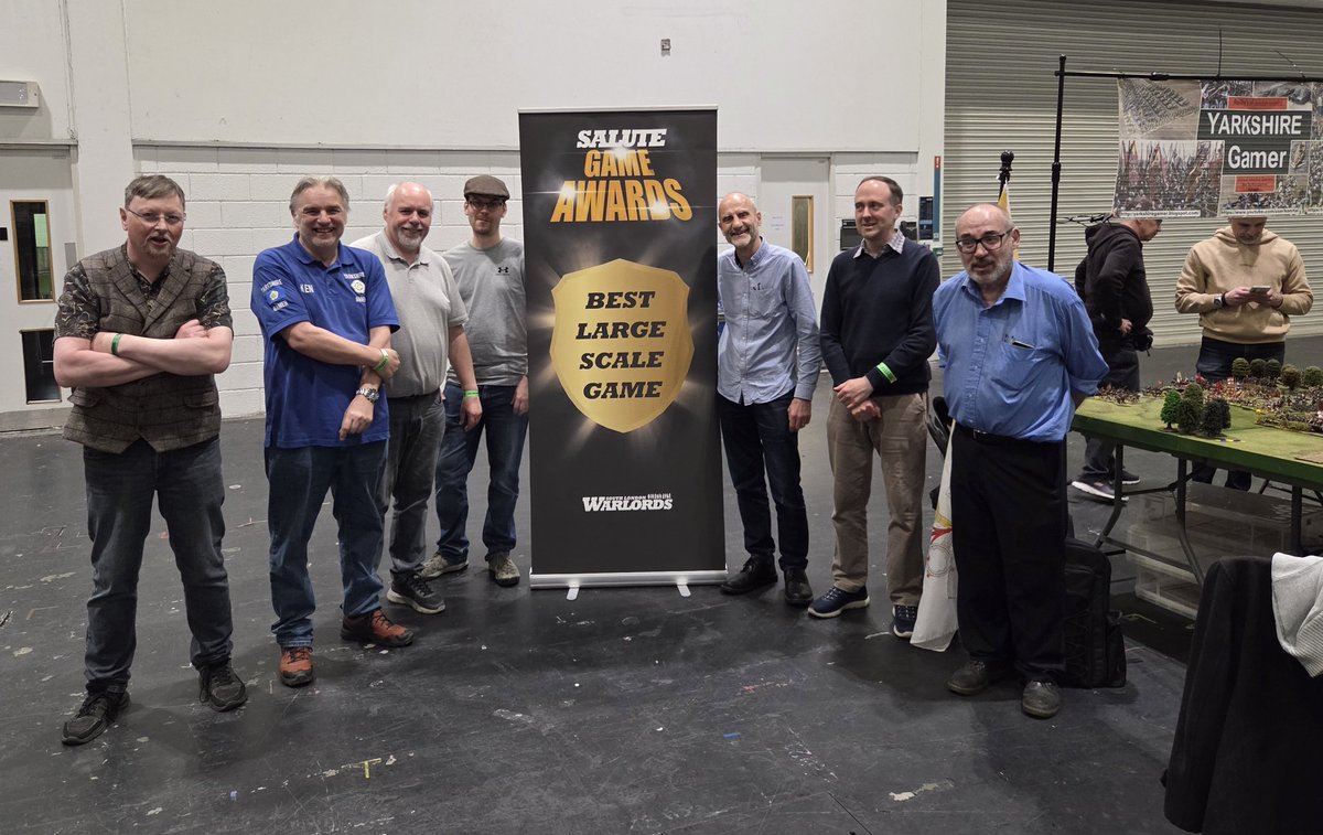 yarkshiregamer's tweet image. Great day @ #salute53 yesterday, thanks to the guys who helped out at the game and all those who came over for a chat. It was mad busy early doors with 30 + people round the table at times, we also won award 🏆 which of course I don't like to mention 😎
#wargames #hobby #history