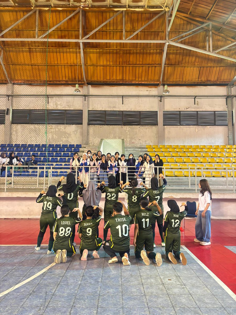 calista💥 tweet media