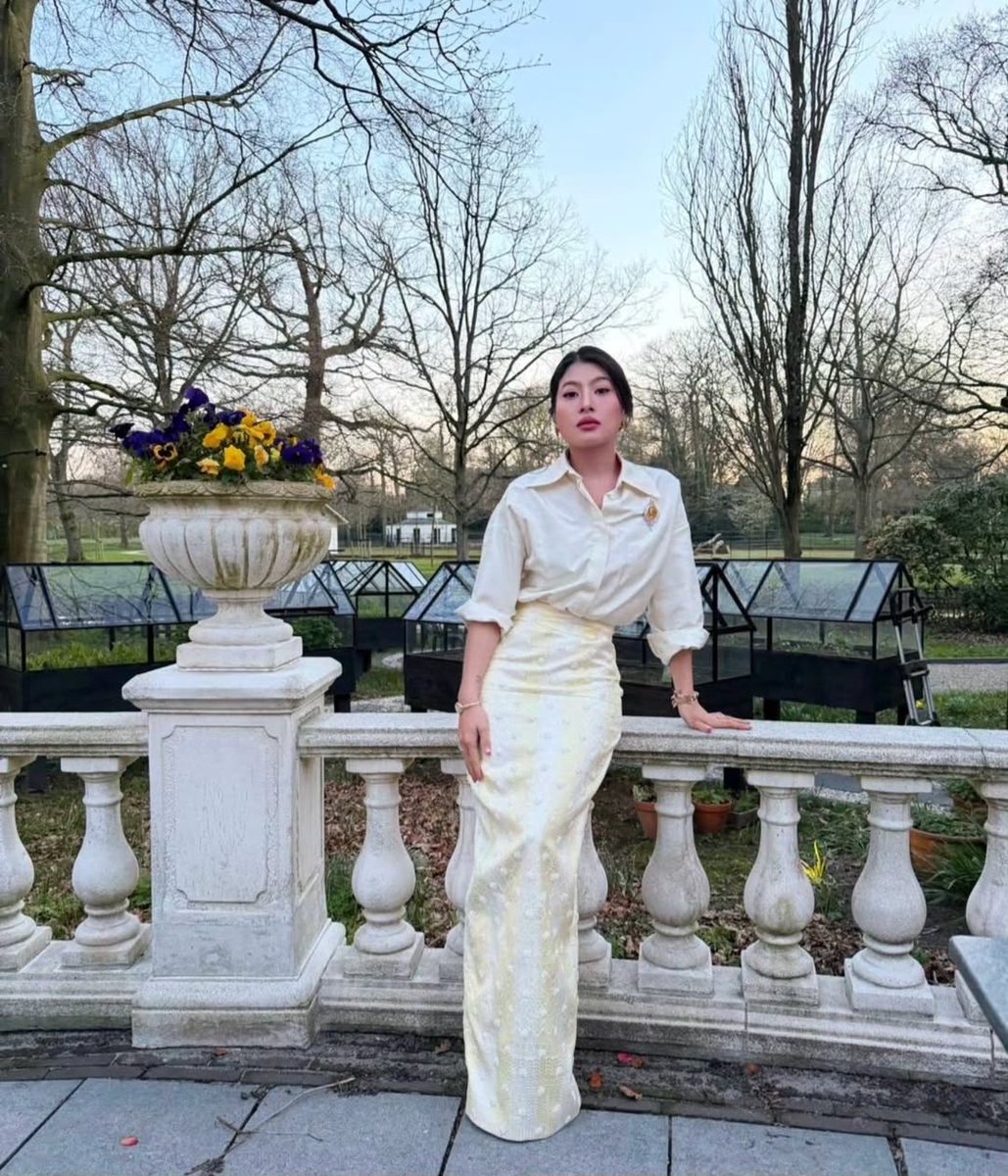 สลิ่มปกป้อง​สถาบัน​🇹🇭👑 tweet media