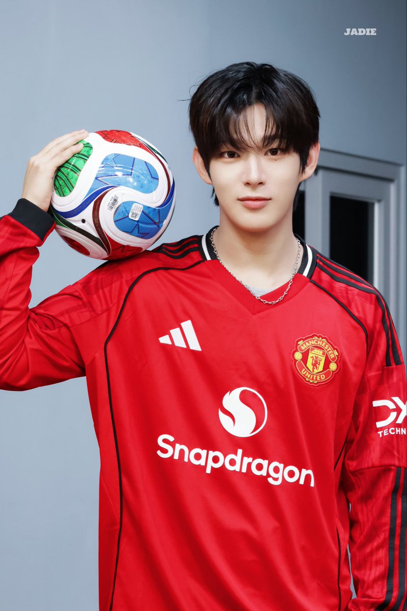 armie ˚˖𓍢ִ໋❀ tweet media